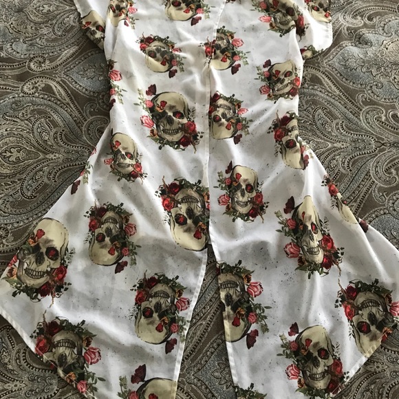 Skull & Roses sheer Tunic/Top/Blouse - Picture 2 of 2